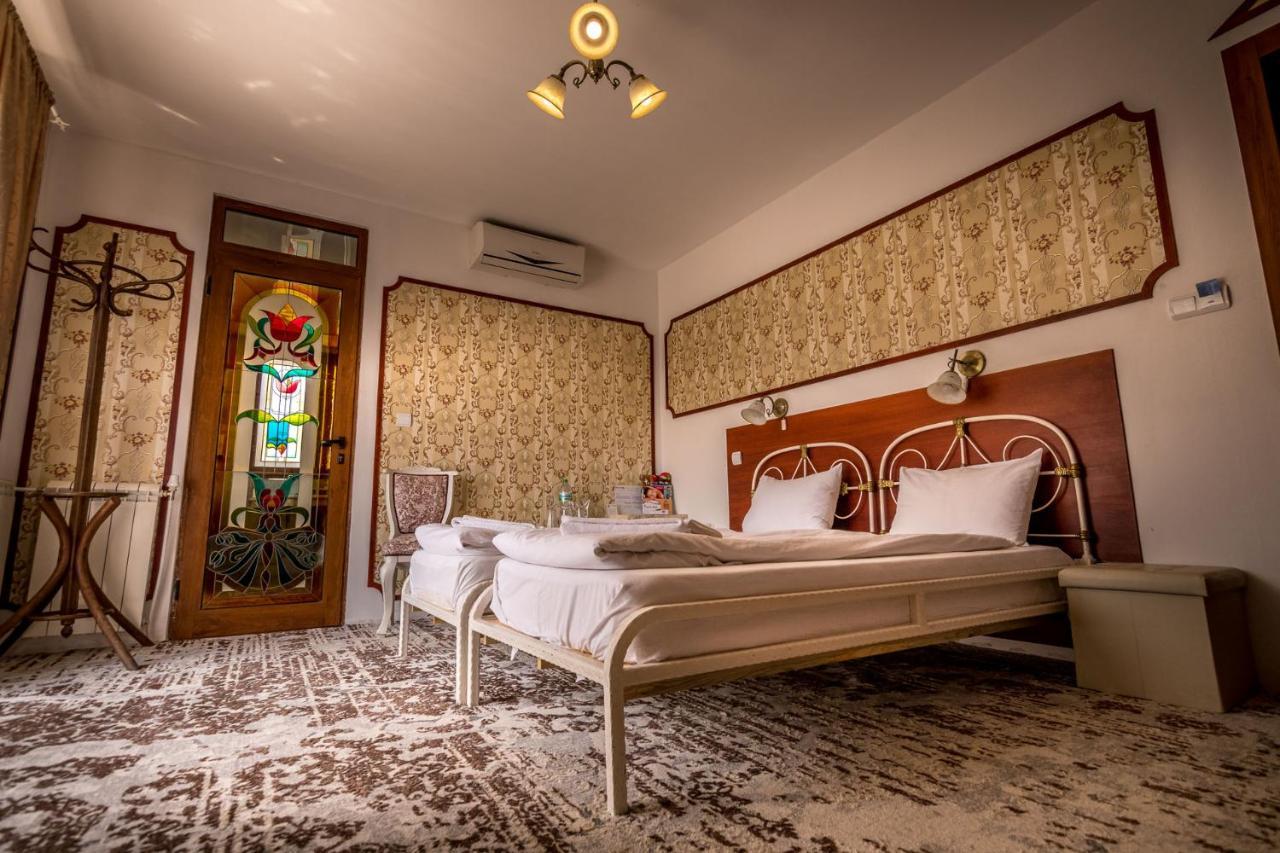 Tihiat Kut Complex Hotell Kjustendil Exteriör bild