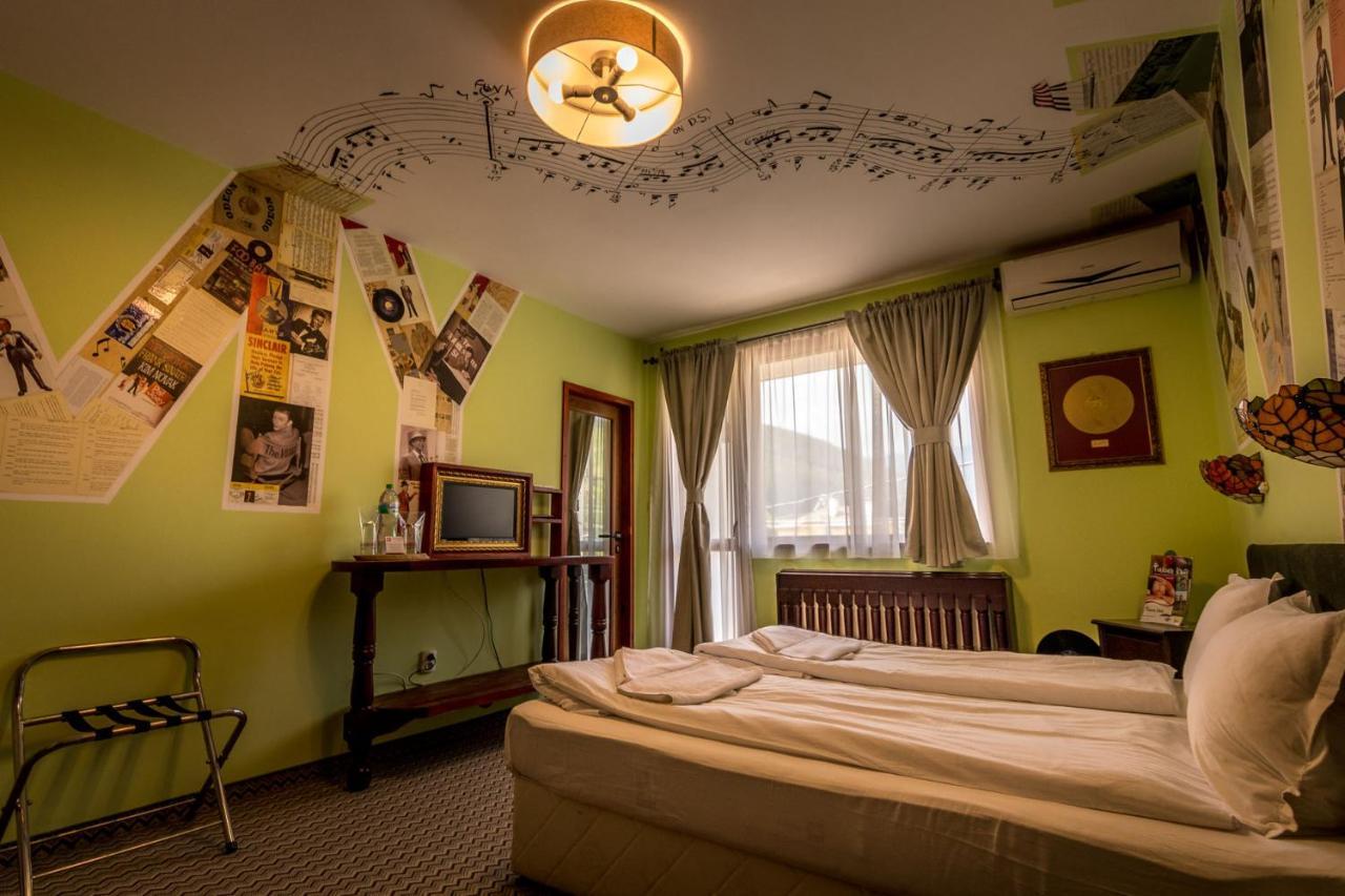 Tihiat Kut Complex Hotell Kjustendil Exteriör bild
